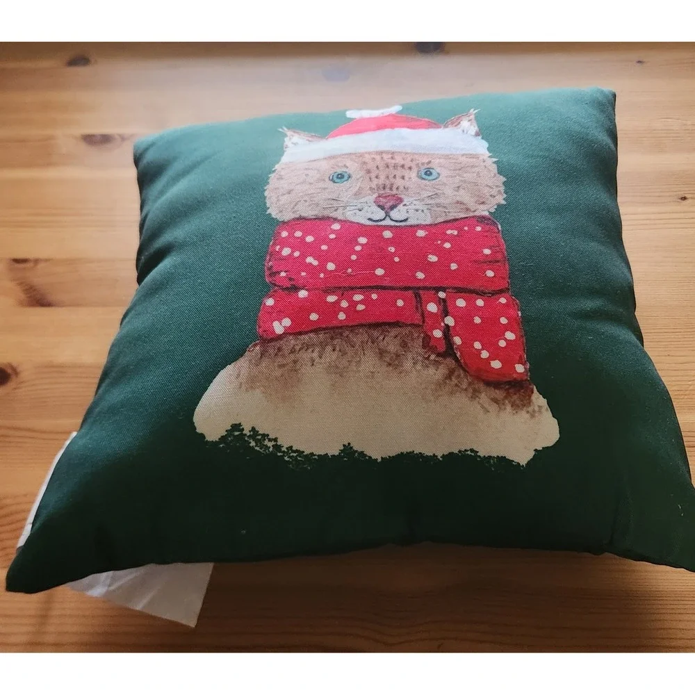 Christmas‎ Cat Accent Throw Pillow Green Red Scarf Holiday Decor